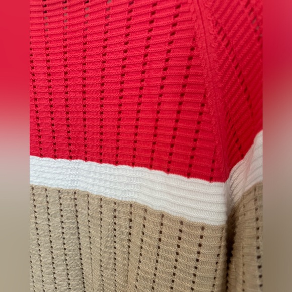 Color block knit top - Picture 4 of 4